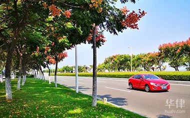 跟着货车后面闯红灯算闯红灯吗