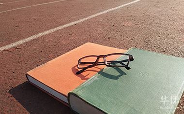 去食堂吃饭被猫抓伤算不算工伤